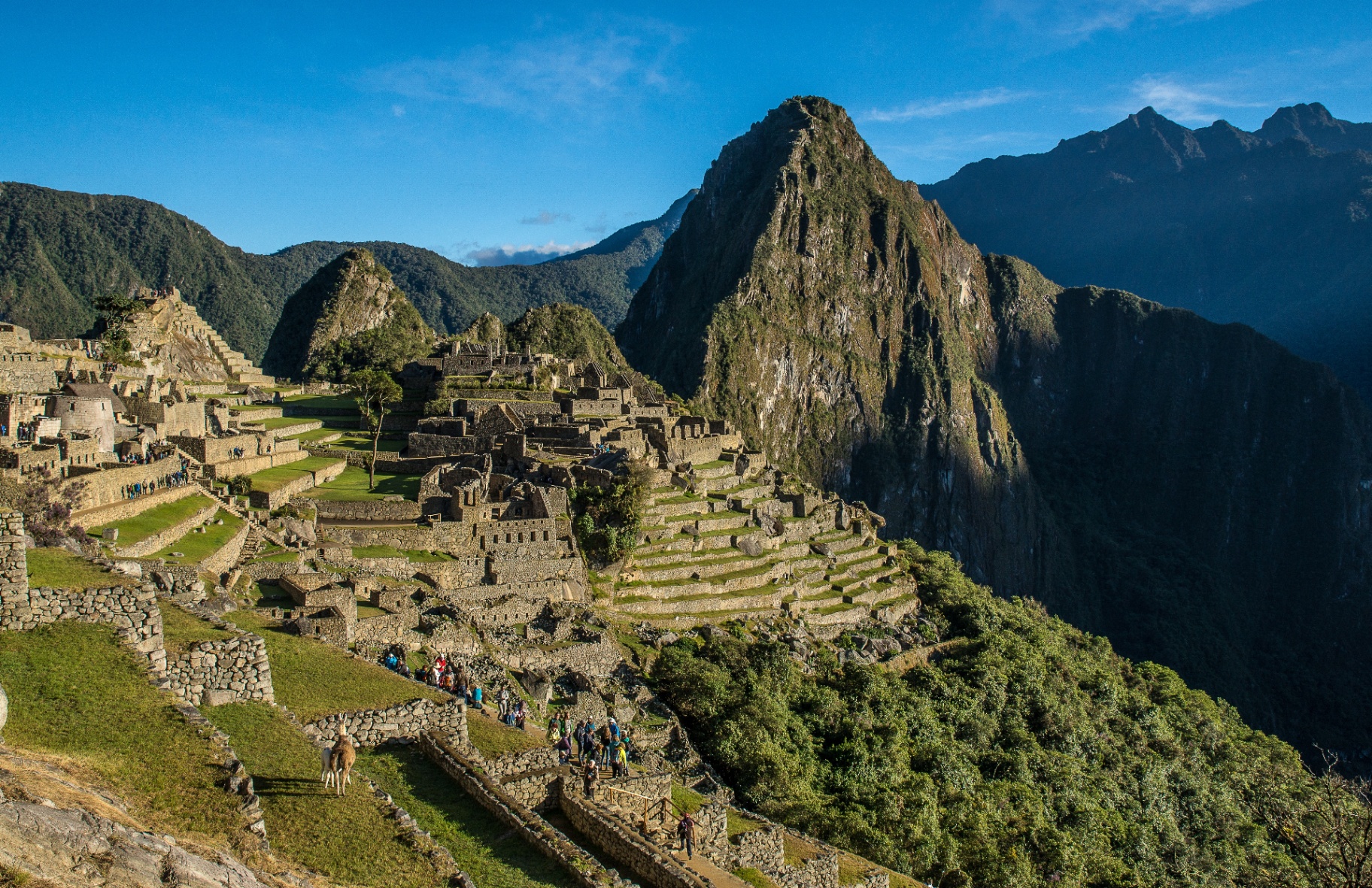 Explorar as ruínas de Machu Picchu