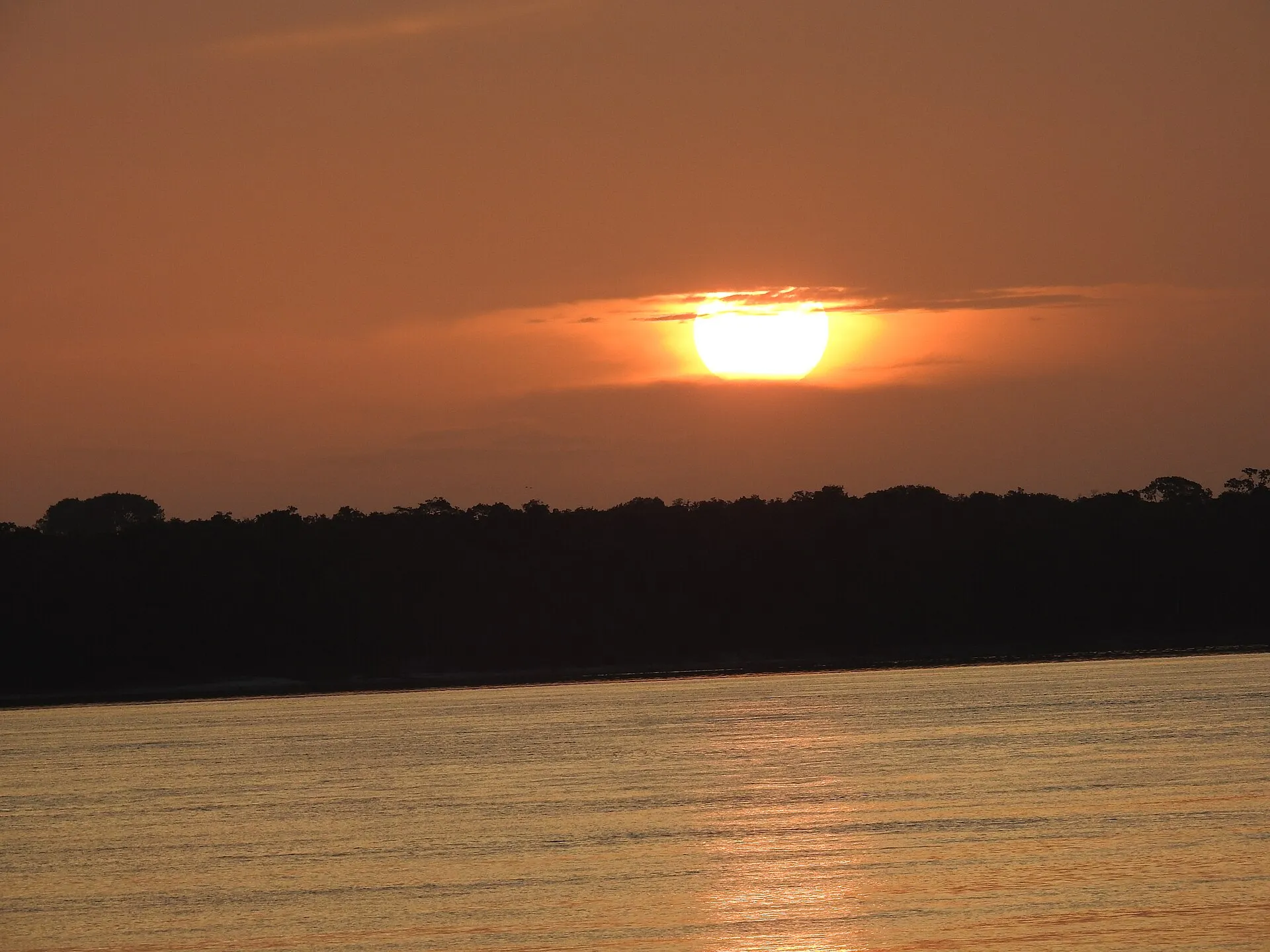 Pôr do sol na Amazônia