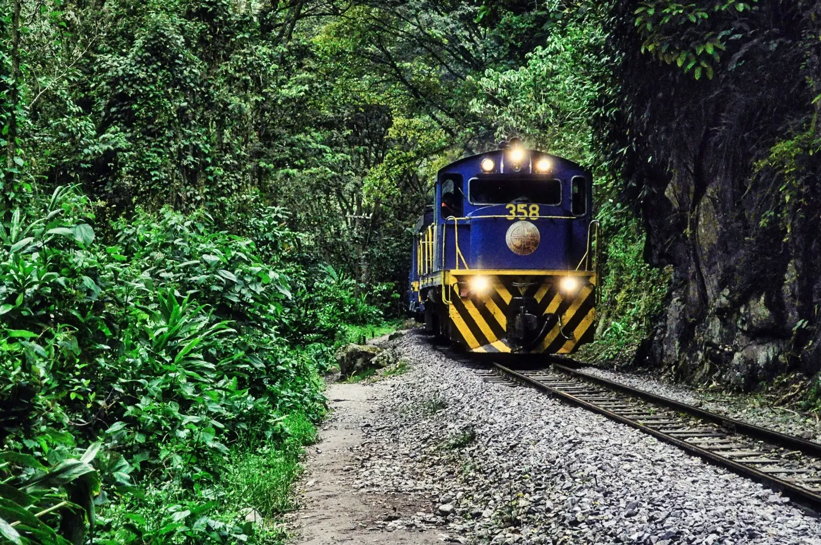 Trem turístico para Águas Calientes